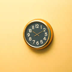Glazzy Glitters Wall Clock - waseeh.com