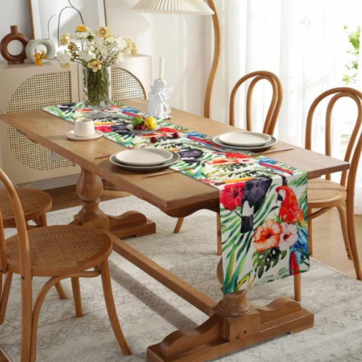 Celune Leafline Table Runners