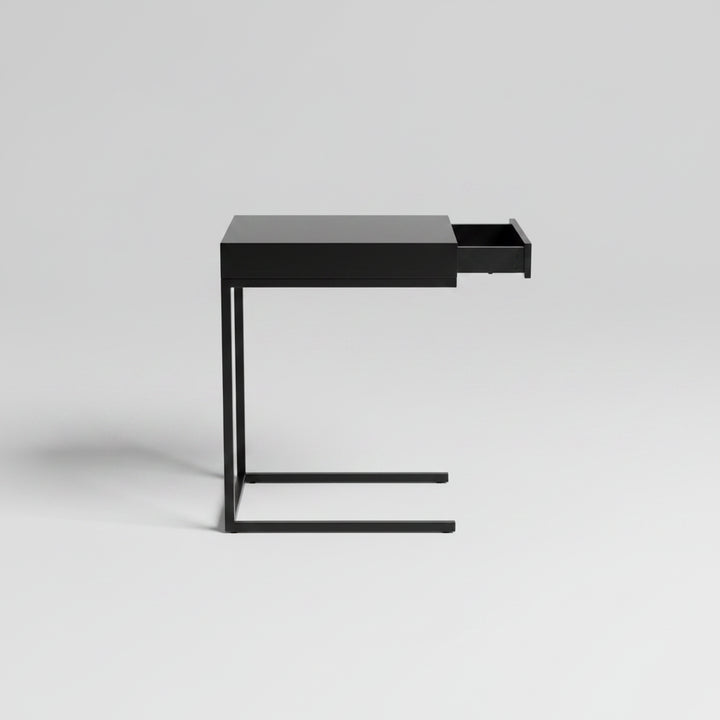 Avenlor Sleek Table
