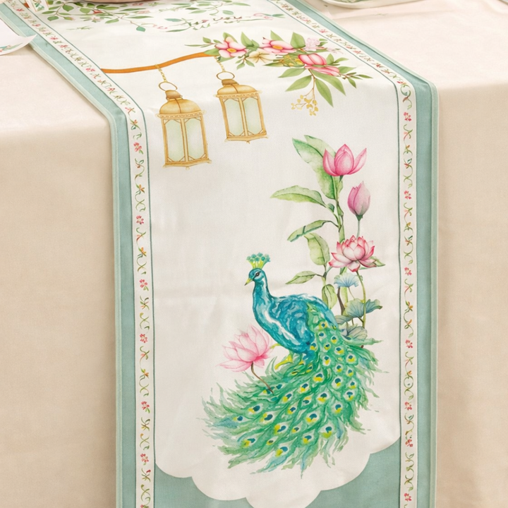 Valoria Table Runners
