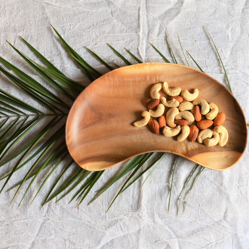 Cashew Nut Shape Wooden Platter Tray - waseeh.com
