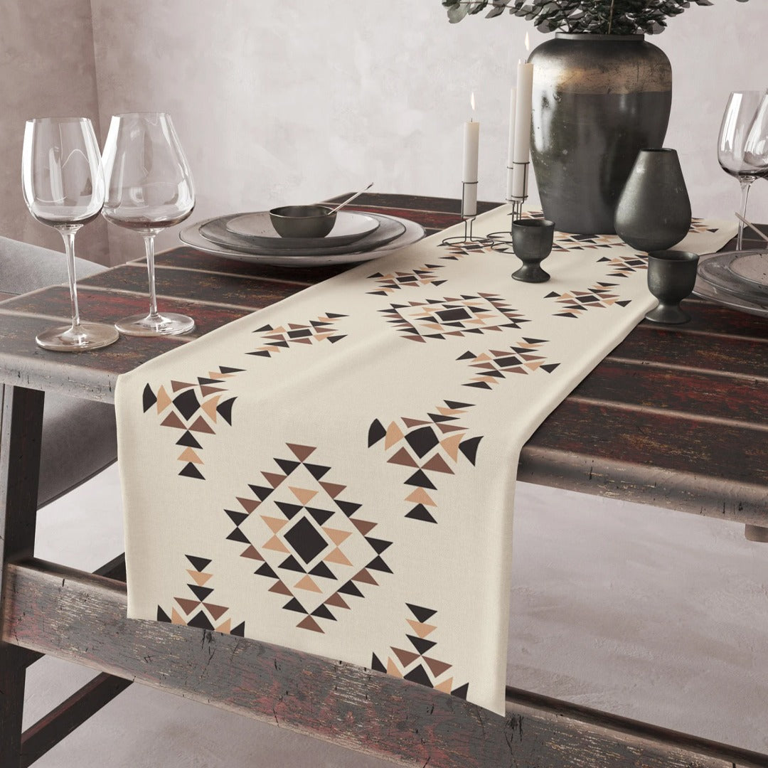 Pemlee Pol Table Runners