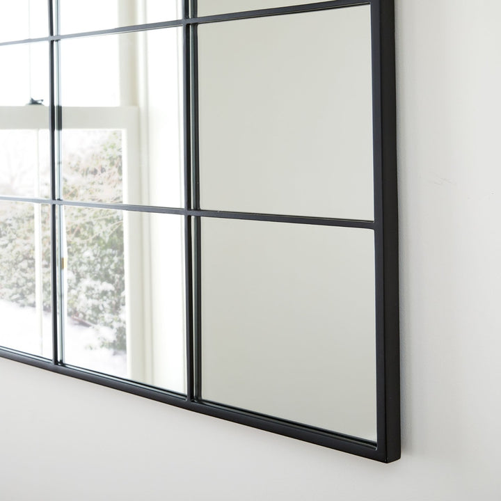 The Kavex Mirror