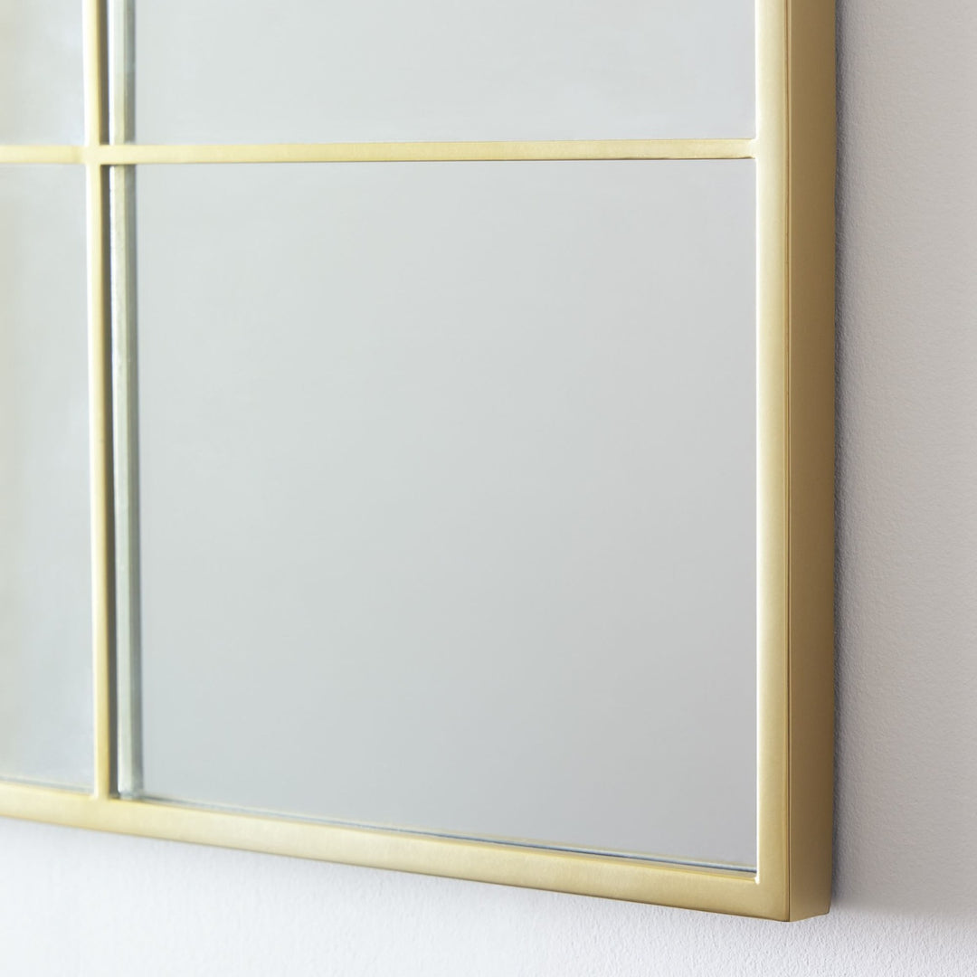 The Kavex Mirror