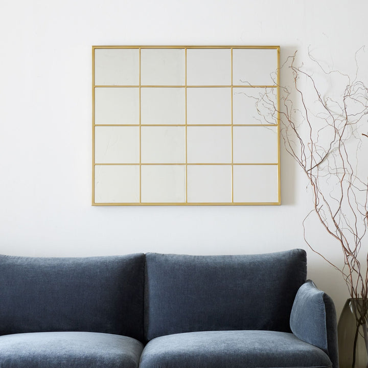 The Kavex Mirror