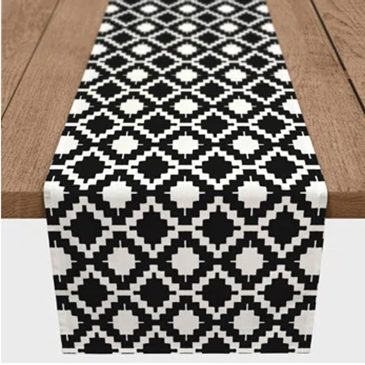 Alureva Table Runners