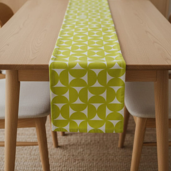 Virelle Table Runners