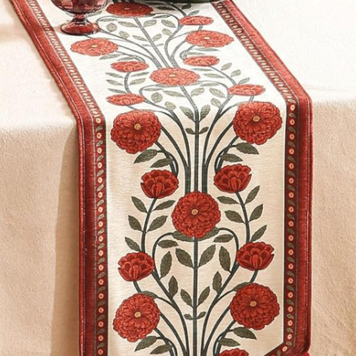 Valoria Table Runners