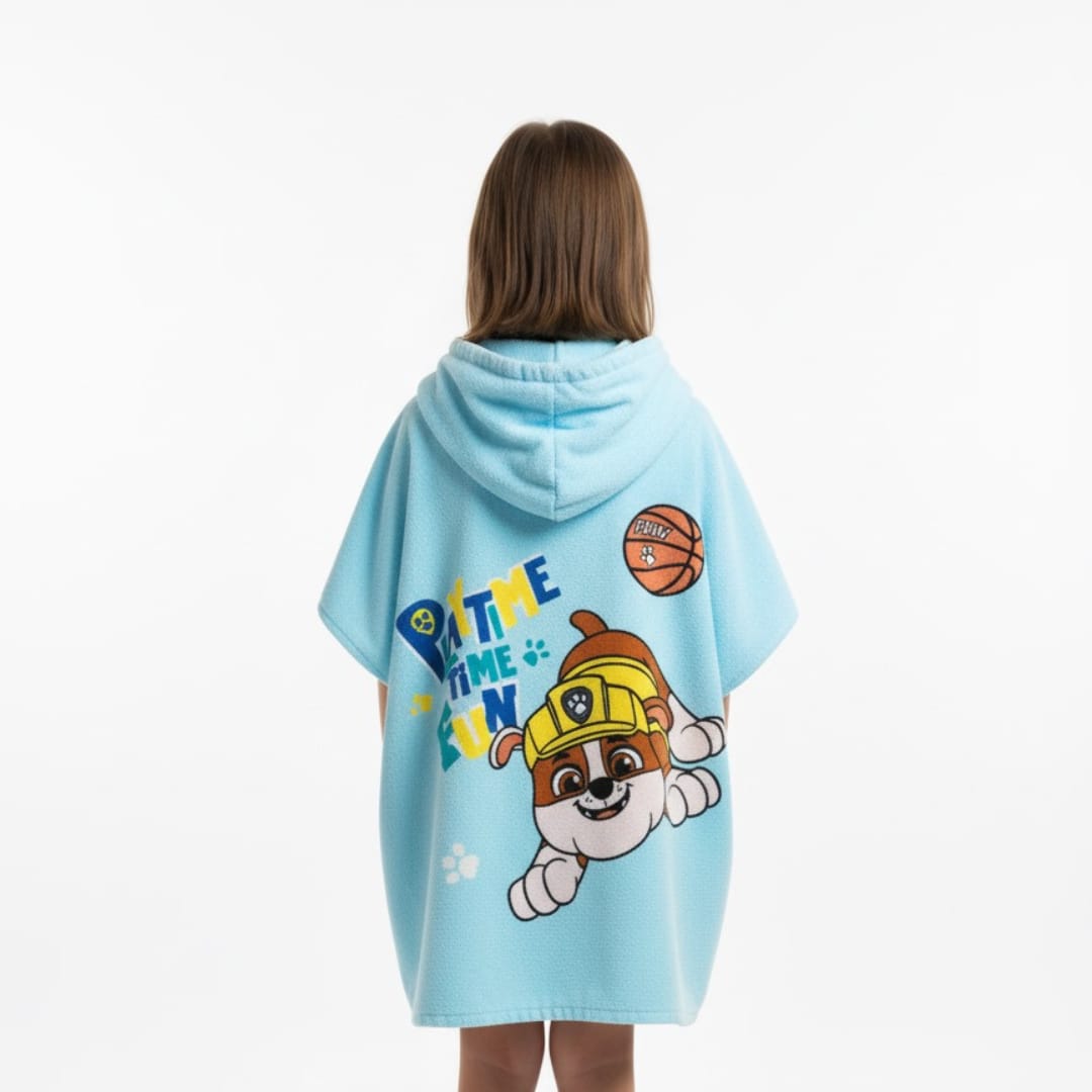 Valorisse Kids Wearing Poncho
