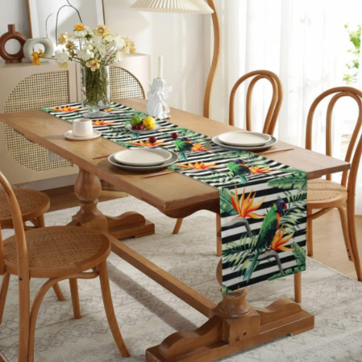 Celune Leafline Table Runners