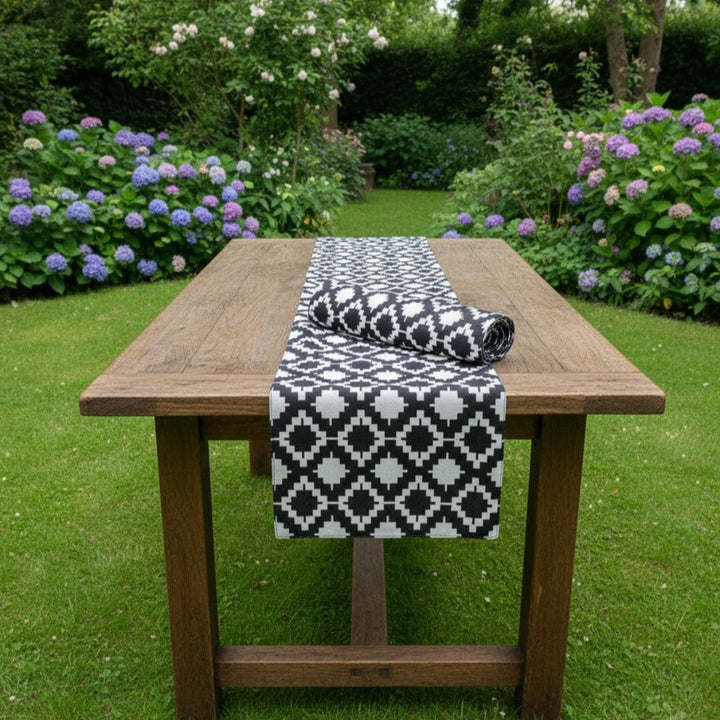 Alureva Table Runners | Home Décor | Waseeh Pakistan