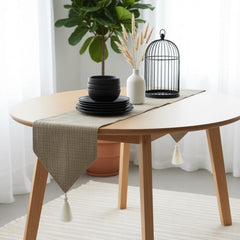 Lunar Sand Elegance Table Runner With 4 Mats