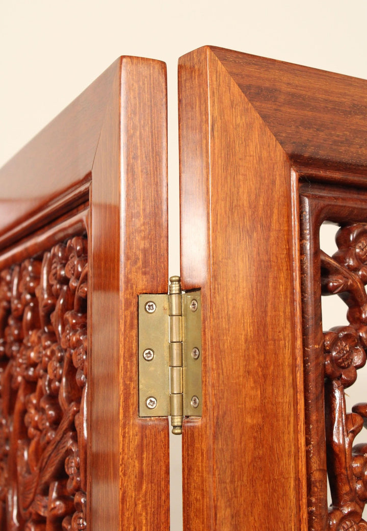 Oriental Elegance Partition Jalli Room Divider | Furniture | Waseeh Pakistan