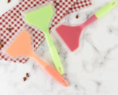 Wide Silicone Turner - waseeh.com