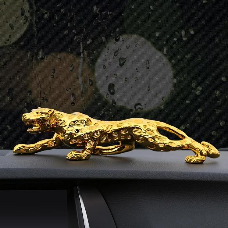 Golden Leopard Statue - waseeh.com