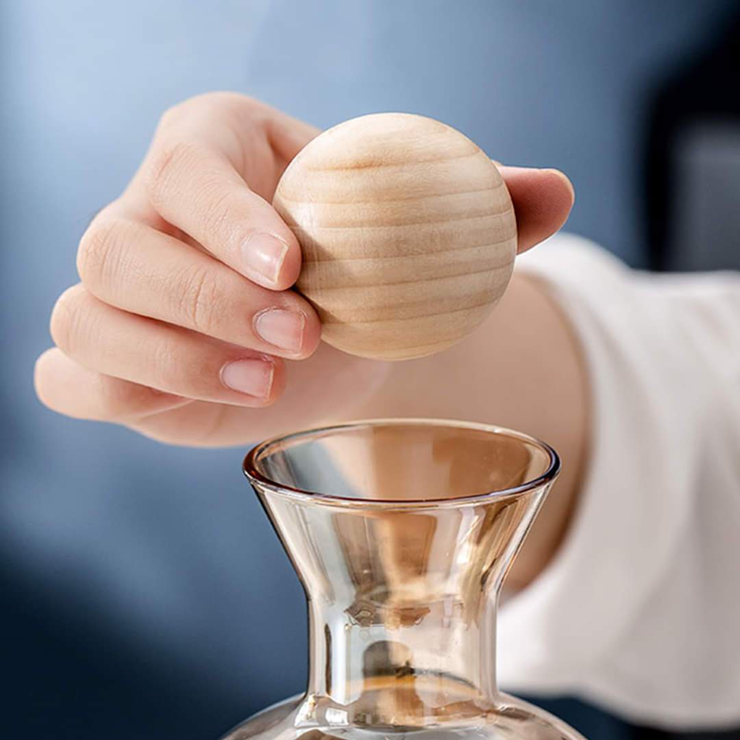Glassy Pot and Cup (Canon) - waseeh.com