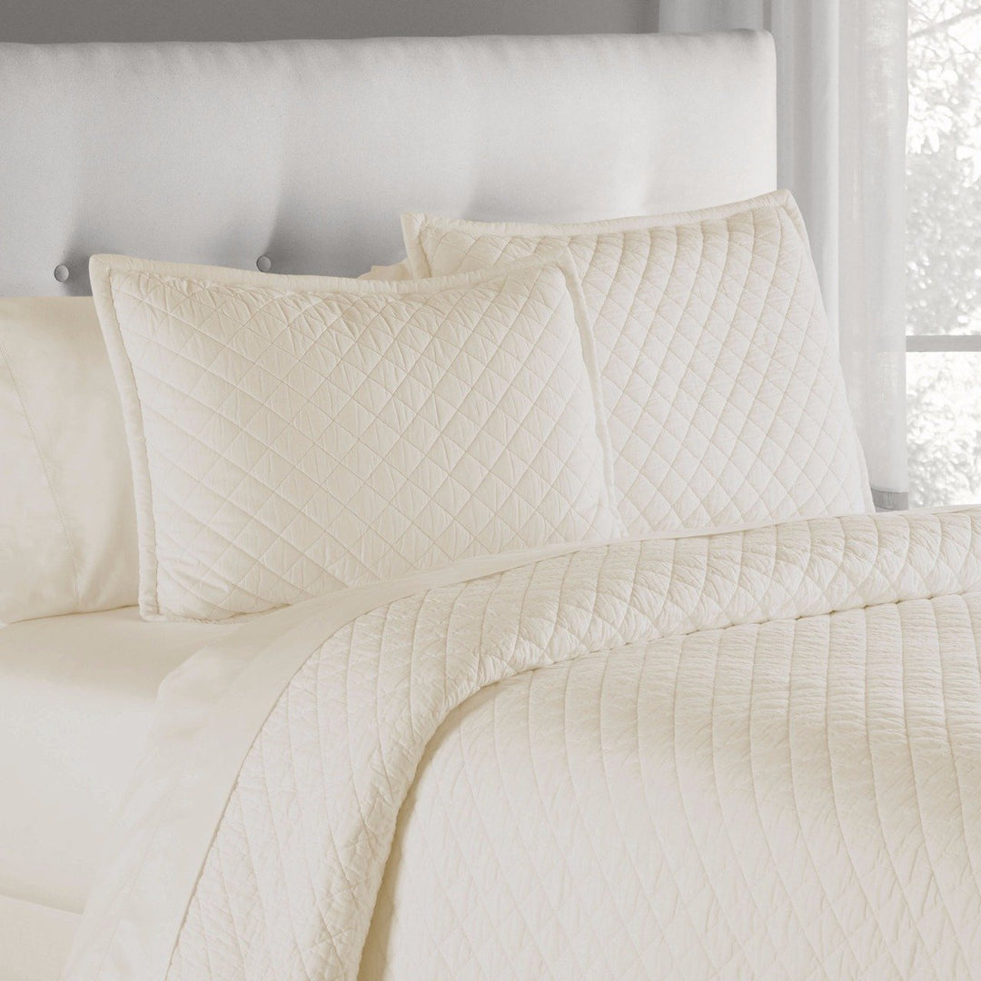 3 Pieces Luxury Satin Bedspread Set - King Size | Home Décor | Waseeh Pakistan