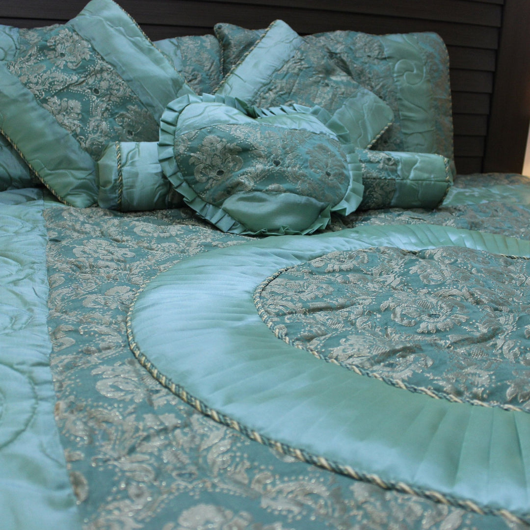 8 Pieces Fancy Bridal Set in Jamawar &amp; Tavta Fabric | Home Décor | Waseeh Pakistan