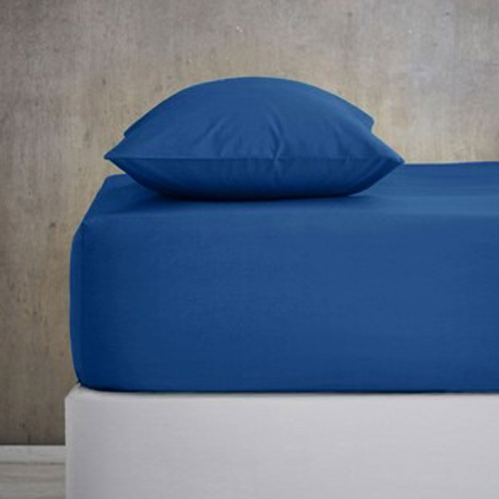 Fitted Sheet with 2 Pillow Covers - waseeh.com