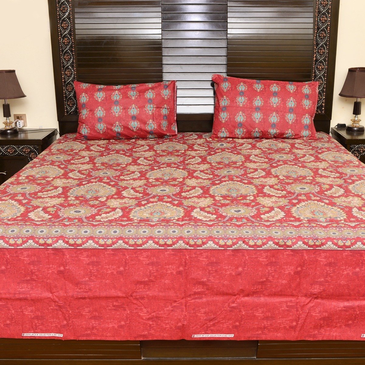 Pink feather cotton bed sheet with 2 pillow cases - waseeh.com