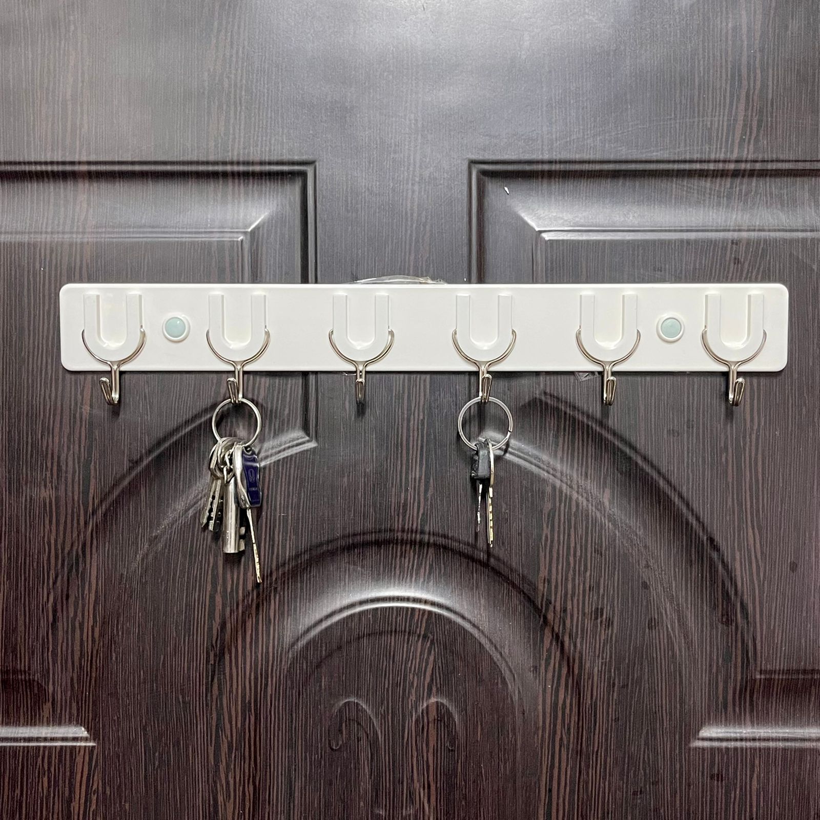 Seamless key Holder (6 hooks) - waseeh.com