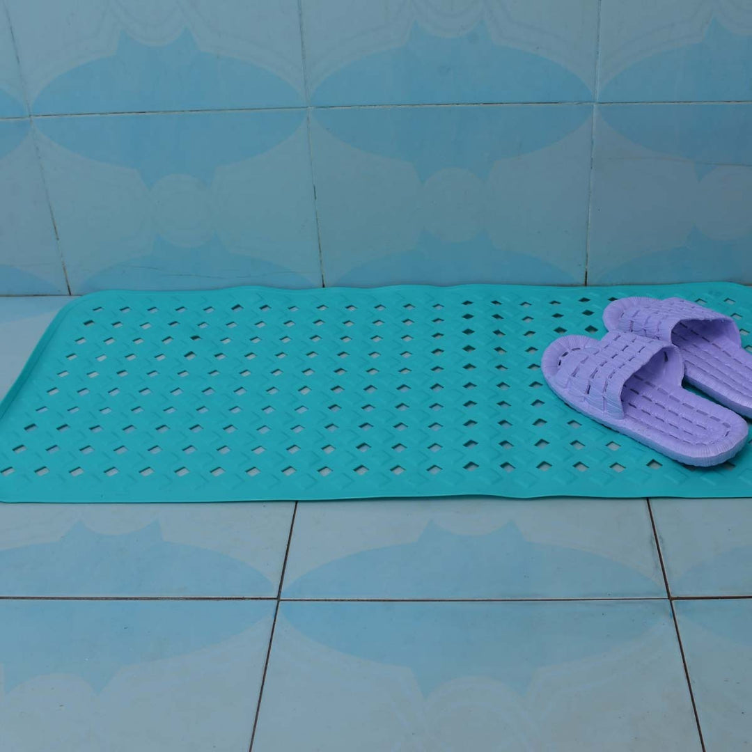 Anti-Slip Mats (Triangle Fix) - waseeh.com
