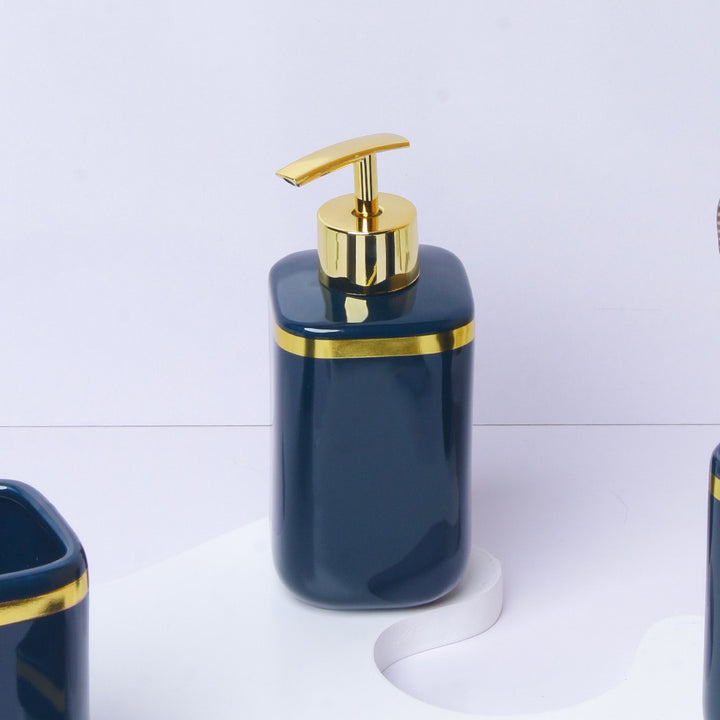 Golden Stripped Bathroom Set - waseeh.com
