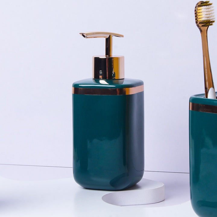 Golden Stripped Bathroom Set - waseeh.com