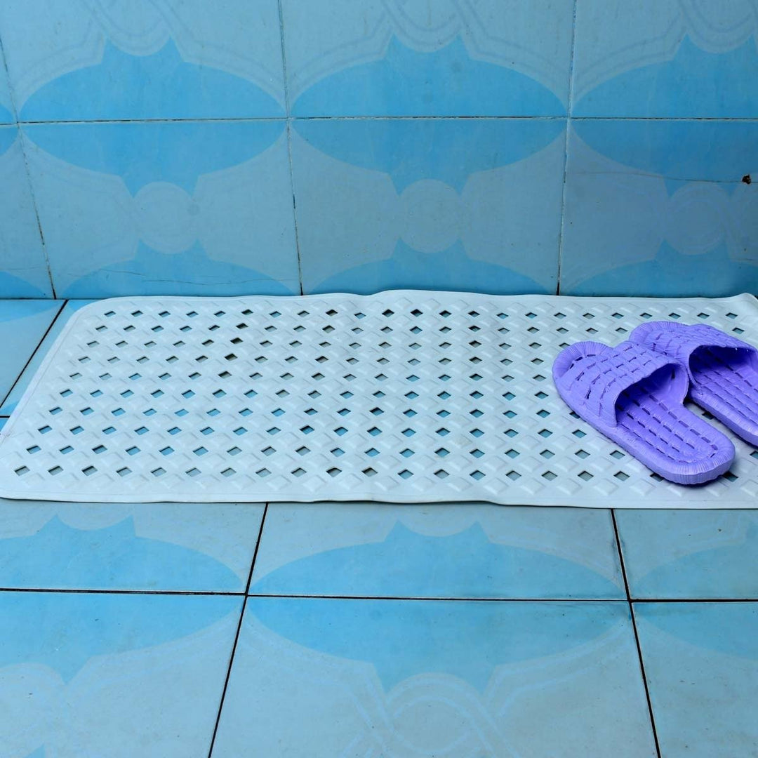 Anti-Slip Mats (Triangle Fix) | Home Décor | Waseeh Pakistan