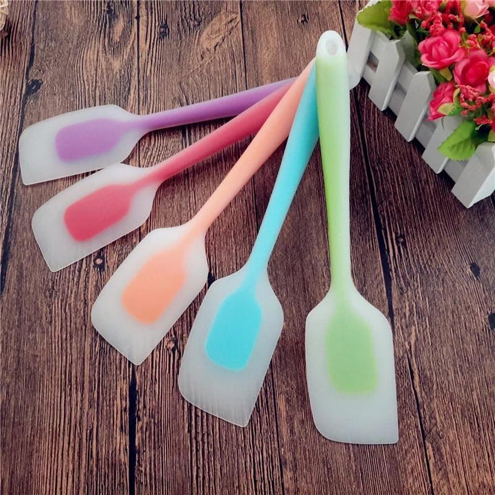 Baking Tools Spatula for Cake Silicone Spatula | kitchen item | Waseeh Pakistan