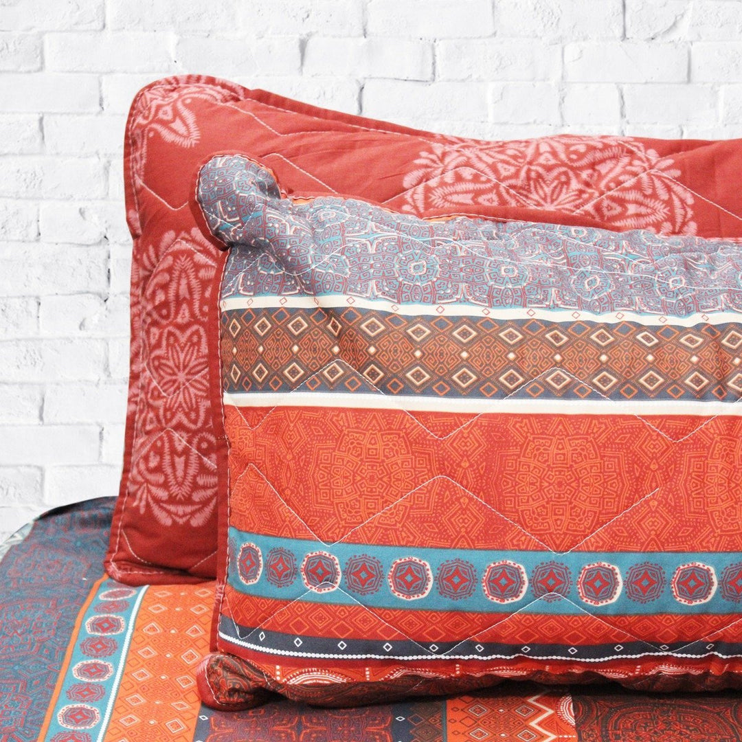 Red Sindhi - Export Quality Bed Spread Set - 6 pc - waseeh.com