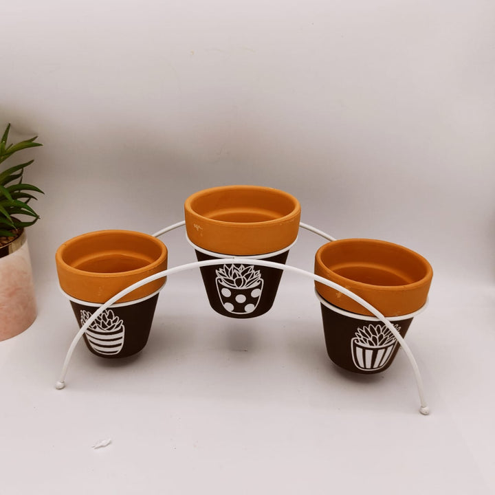 Classy Clay Pots with Metal Frame | Home Décor | Waseeh Pakistan