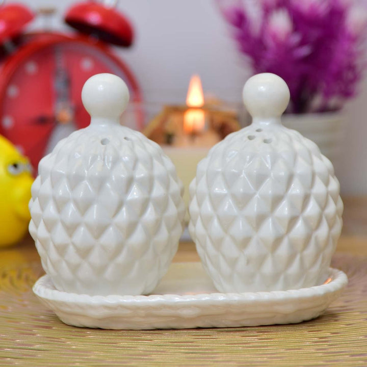 Classy Sea Shell Salt &amp; Pepper Set | kitchen item | Waseeh Pakistan