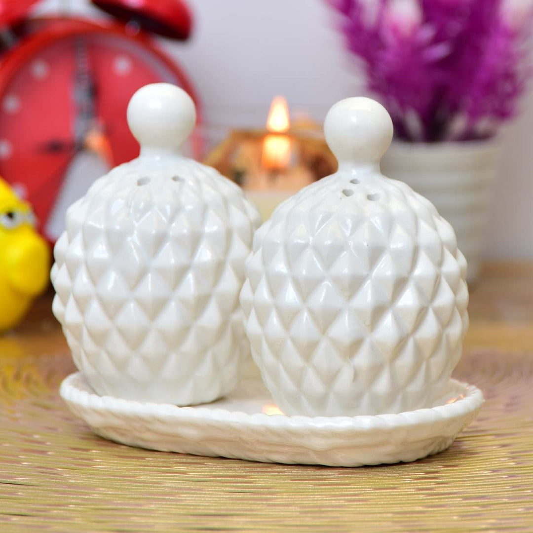 Classy Sea Shell Salt &amp; Pepper Set | kitchen item | Waseeh Pakistan