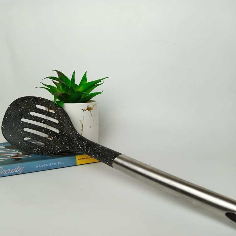 Dotted Food Grade Spoon | kitchen item | Waseeh Pakistan