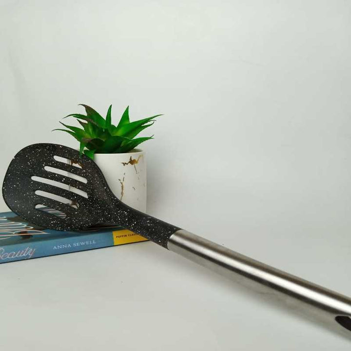 Dotted Food Grade Spoon | kitchen item | Waseeh Pakistan