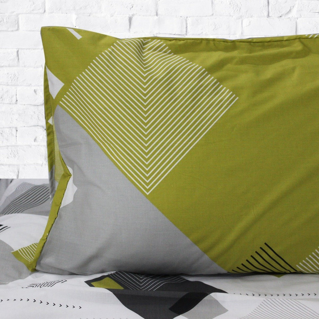 Export Quality Cotton Double Bed Sheet With 2 Pillow cases | Home Décor | Waseeh Pakistan