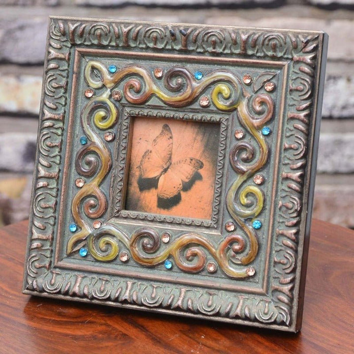 Fabulous Photo Frame Decor | Home Décor | Waseeh Pakistan