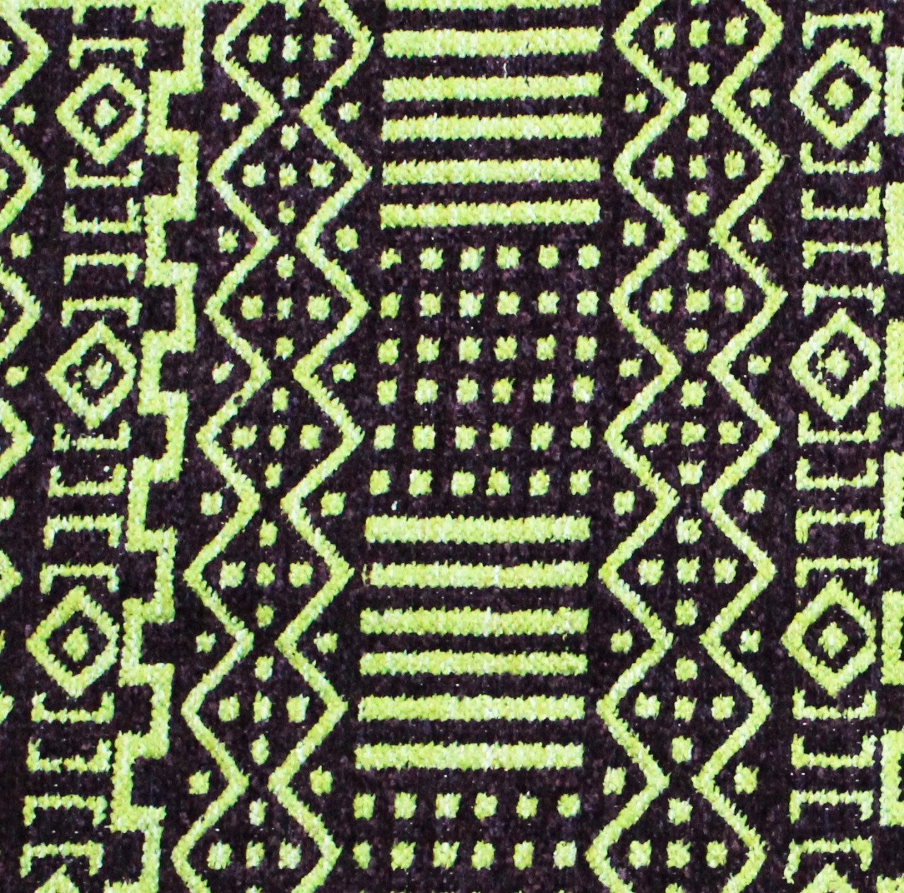 Hand-woven Woolen Rug - Double Seam - 2.5' x 4' - waseeh.com