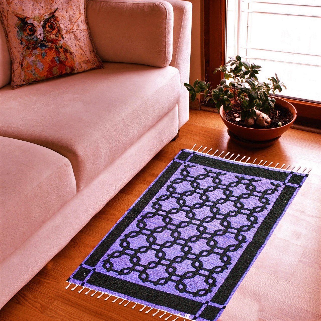 Squared - Hand-woven Woolen Rug - Double Seam - 2' x 3' - waseeh.com