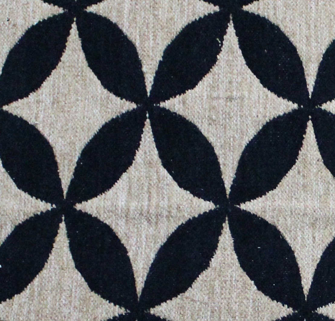 Geometric Floral - Hand-woven Woolen Rug - Double Seam - 4' x 6' - waseeh.com