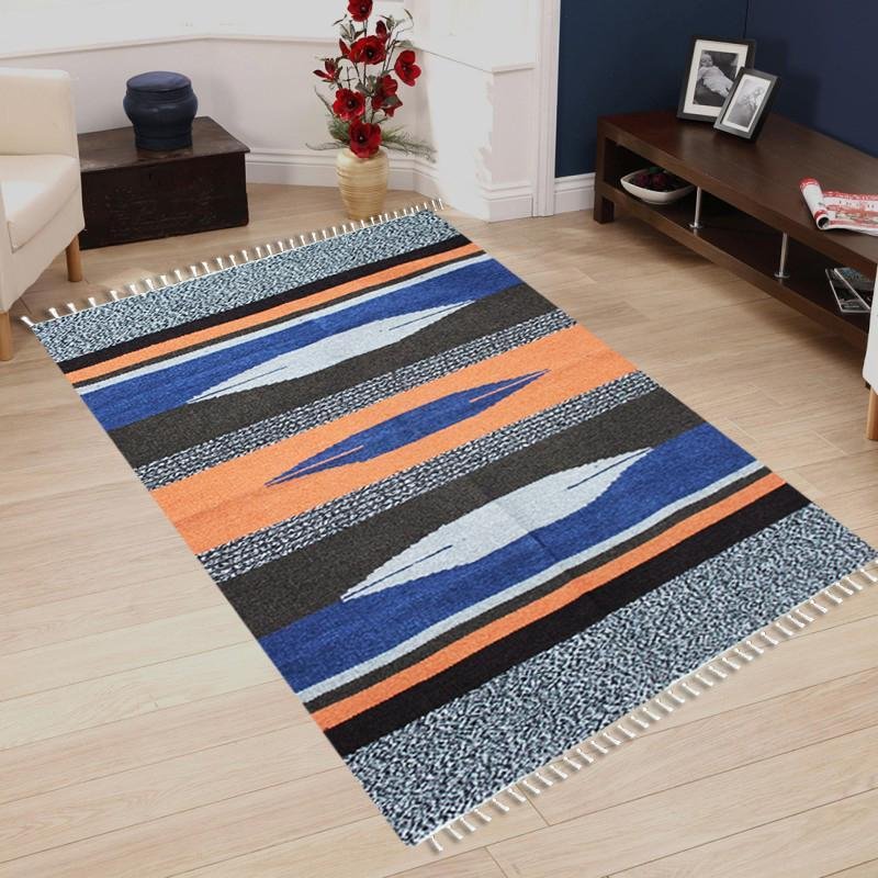 Geometric - Hand-woven Woolen Rug - 3&