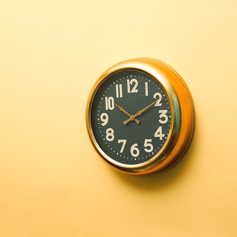 Glazzy Glitters Wall Clock | Home Décor | Waseeh Pakistan