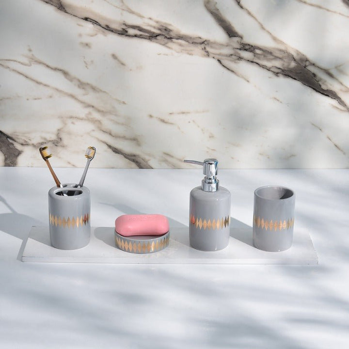 Golden Maze Bathroom Set | Home Décor | Waseeh Pakistan