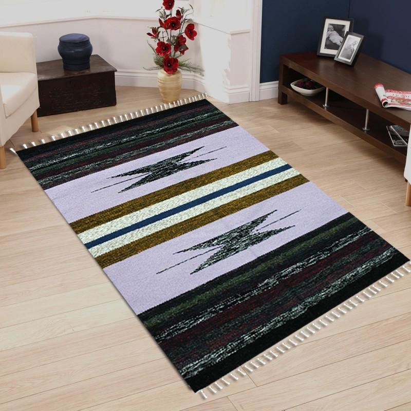 Hand-woven Woolen Rug - Single Seam - 2.5&