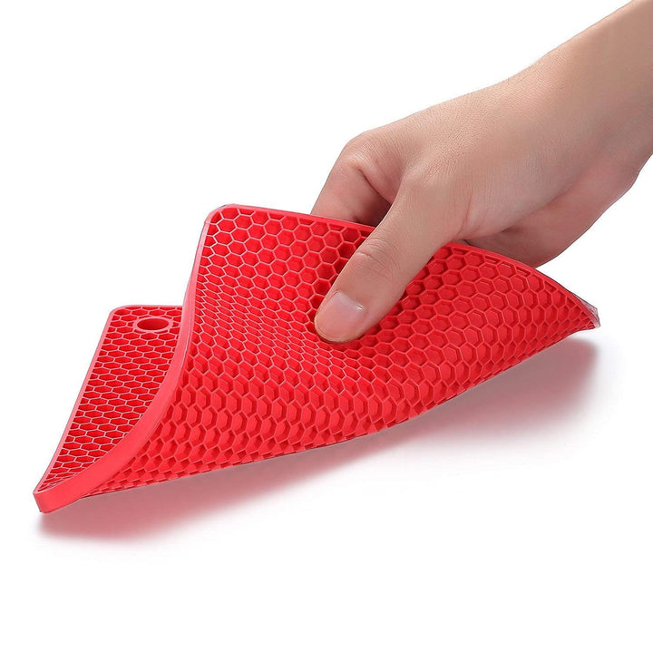 Heat Resistant Place Mats | kitchen item | Waseeh Pakistan