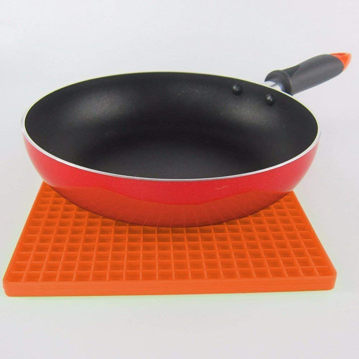 Heat Resistant Place Mats | kitchen item | Waseeh Pakistan