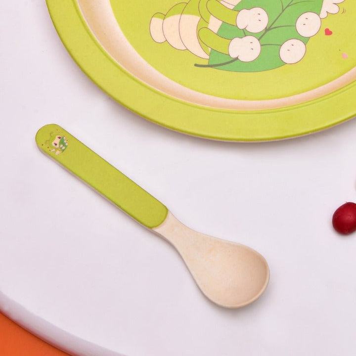Kids Feeding Plate | kitchen item | Waseeh Pakistan