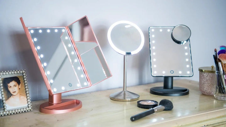 Light Cosmetic Mirror 360 | Fashion Point | Waseeh Pakistan