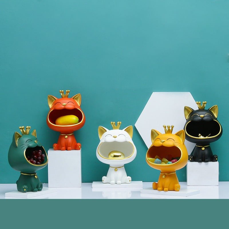 LOL Queen Cat Decor | Home Décor | Waseeh Pakistan